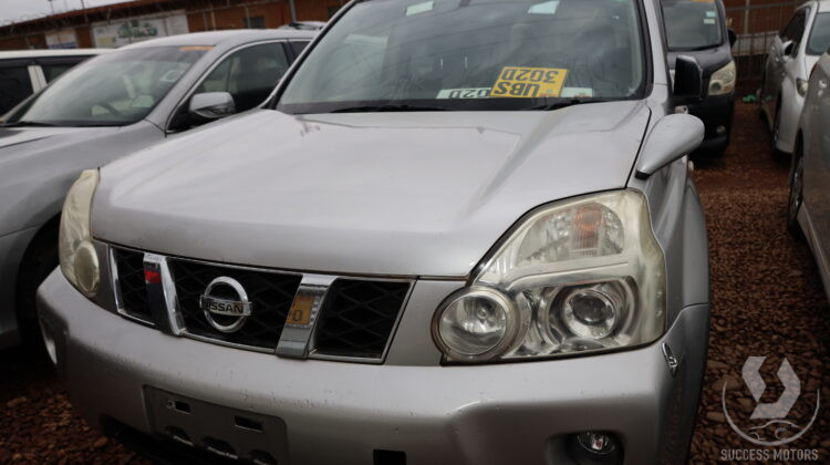 NISSAN XTRAIL UBS 302D