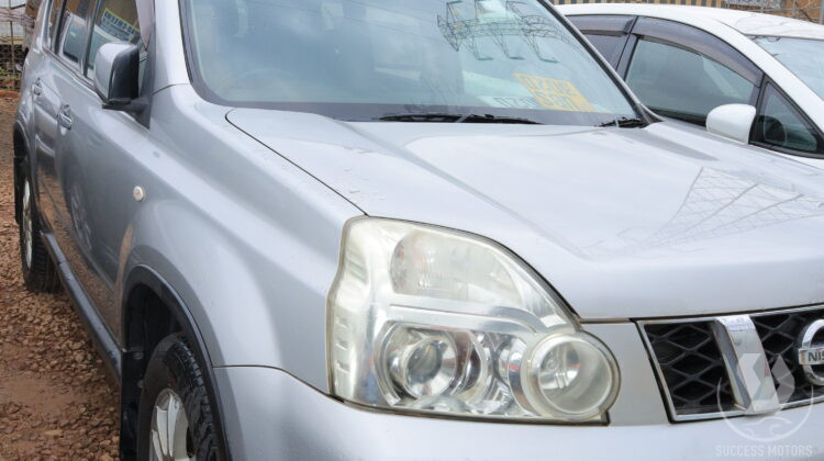 NISSAN XTRAIL UBS 302D