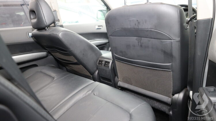 NISSAN XTRAIL UBS 302D