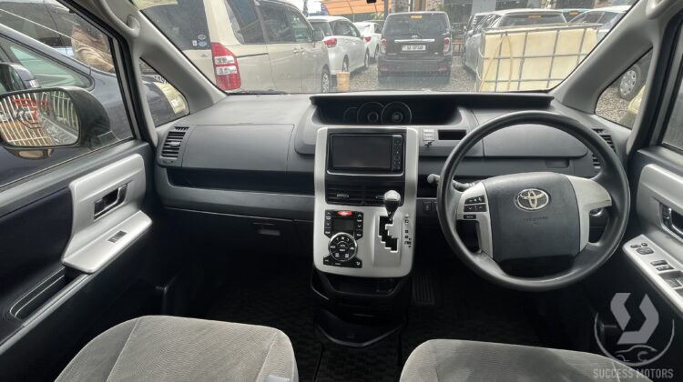 Noah UA 381AG