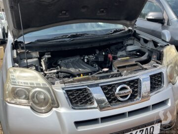 XTRAIL NISSAN UA 867AQ
