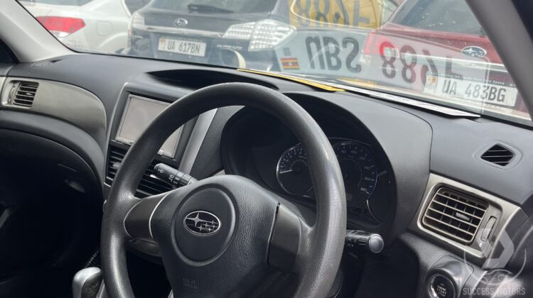 FORESTER UBS 889F