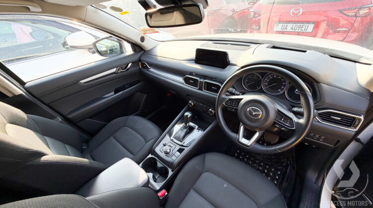 Mazda cx5 UA 098EQ
