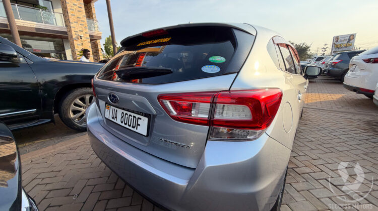 Subaru Impreza UA 800DF