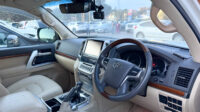 Land Cruiser V8 UA 740dw